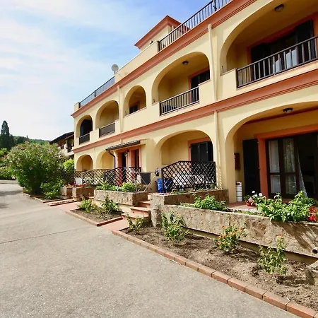 Summer Bunte מורתה מריה