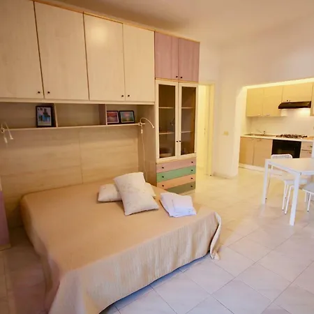 Summer Bunte Aparthotel 3*