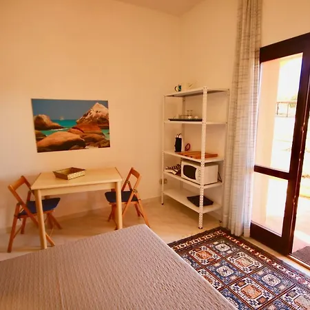 Summer Bunte Aparthotel